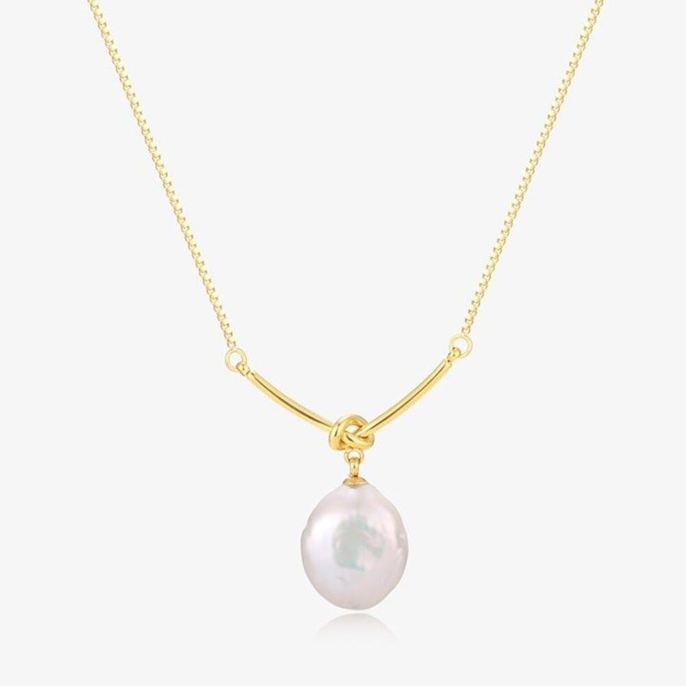 Simple knot design Pearl necklace